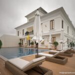 5 bedroom duplex with basement (Ref. 5315)